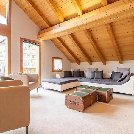 公寓 Penthouse Im Haus Padrun