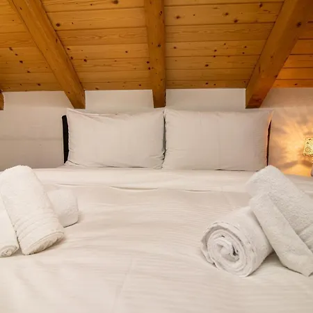 Penthouse Im Haus Padrun * 阿罗萨