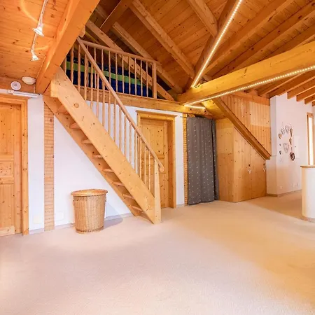 Penthouse Im Haus Padrun1-weisshornbahn-arosa Zentrum-top Lage Lägenhet *